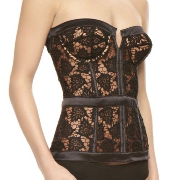 La Perla Tops - LA PERLA Eden Lace Bustier Strapless Corset Top with removable pads 36B NWT